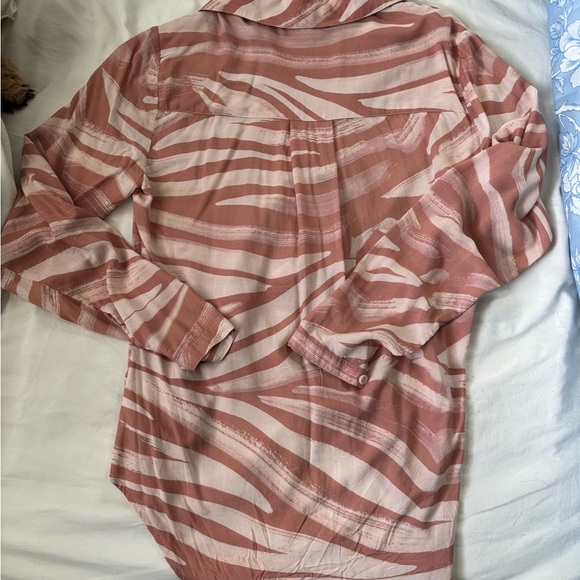 Cloth & Stone Pink Zebra Print Button Down Shirt - Picture 5 of 5